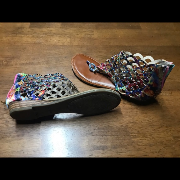 Sandals - Picture 1 of 1